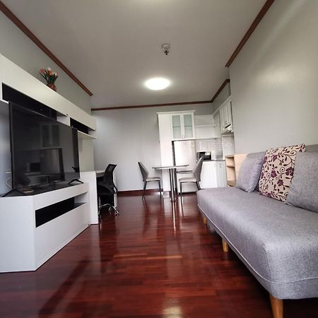 Cozy 1Br Walk To Bts And Airport Rail Link Close To Malls G7 バンコク都 エクステリア 写真