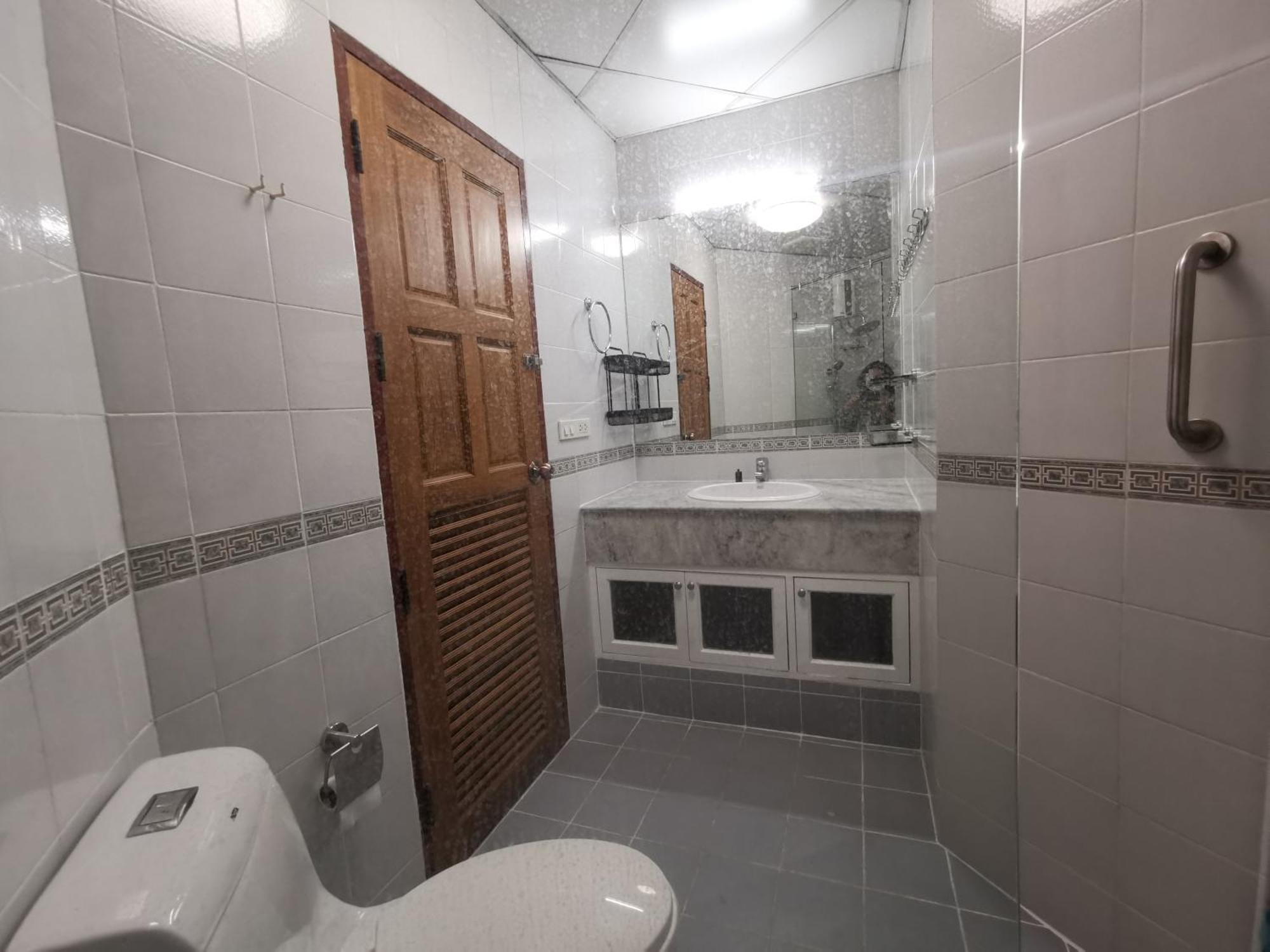 Cozy 1Br Walk To Bts And Airport Rail Link Close To Malls G7 バンコク都 エクステリア 写真