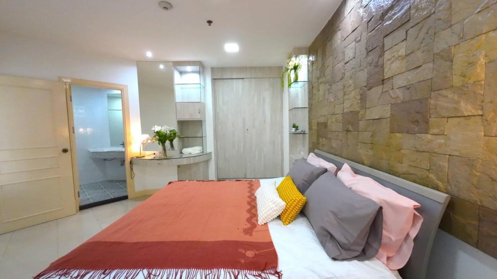 Cozy 1Br Walk To Bts And Airport Rail Link Close To Malls G7 バンコク都 エクステリア 写真